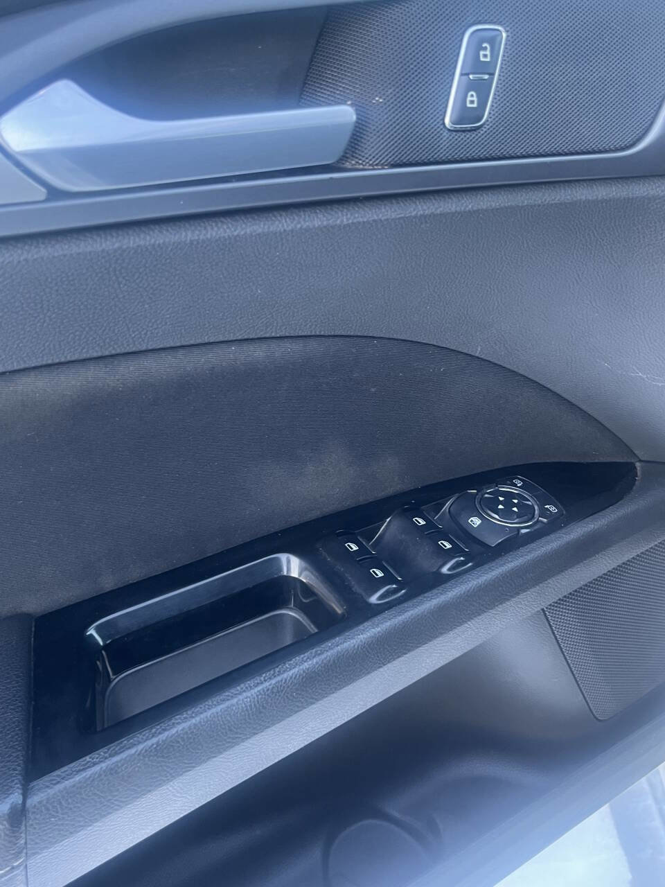 Used 2014 Ford Fusion SE image 4