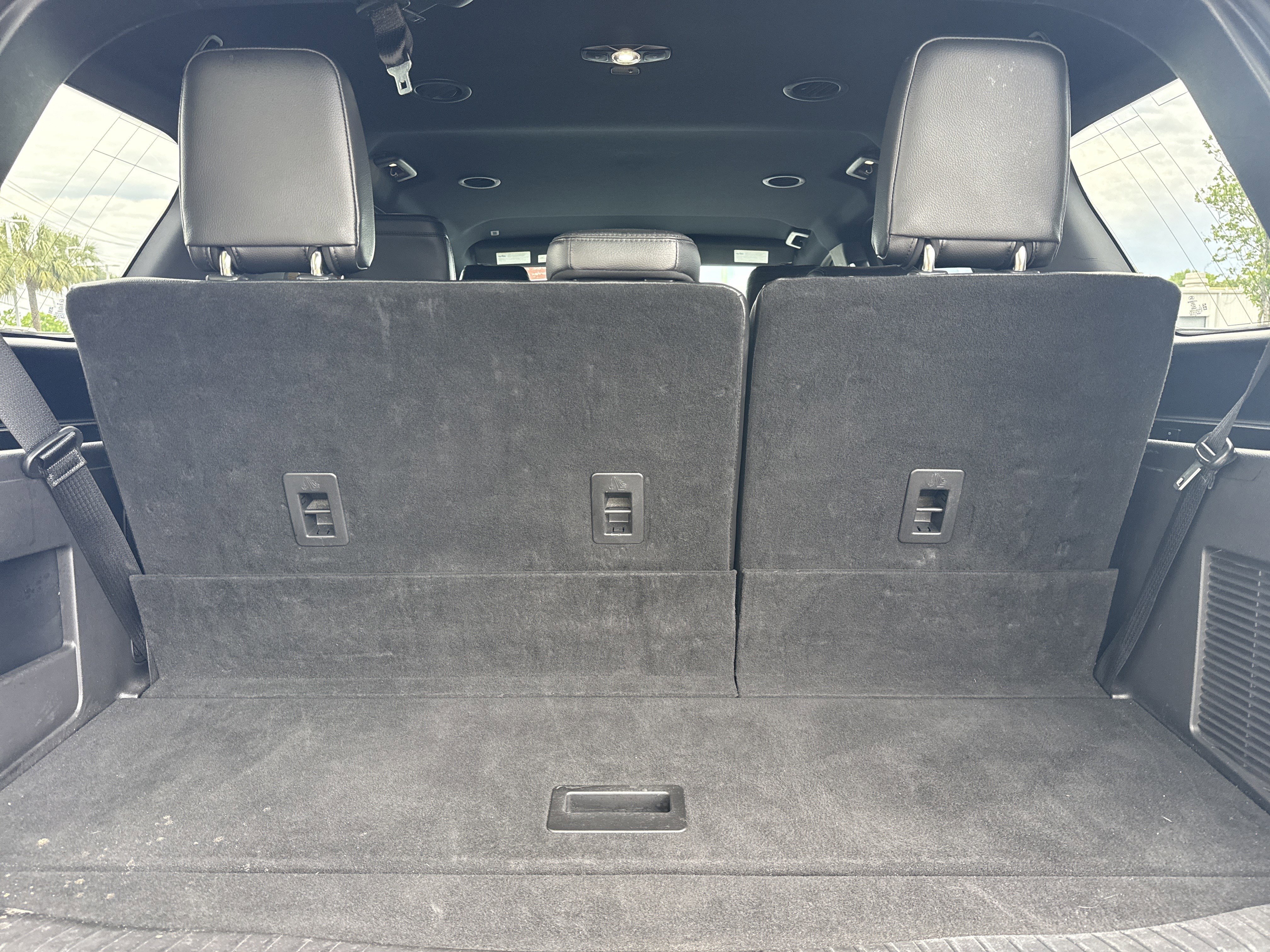 Used 2019 Ford Expedition Limited w/ Driver Assistance Package RWD image 32