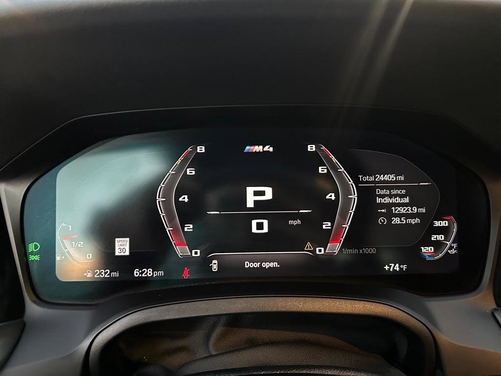 Used 2023 BMW M4 Competition w/ Executive Package image 26