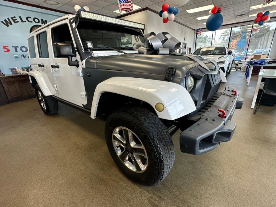 Used 2015 Jeep Wrangler Unlimited Rubicon AWD/4WD image 15