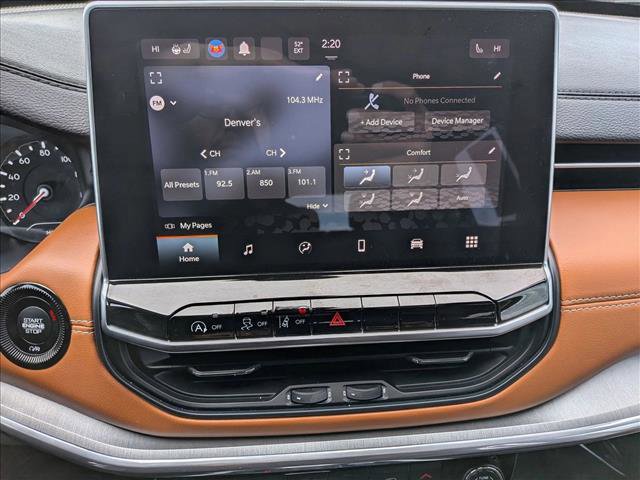 Used 2023 Jeep Compass Limited image 14