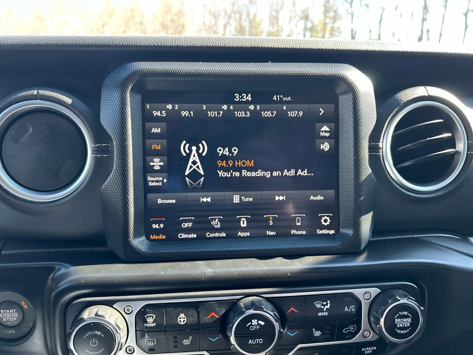 Used 2023 Jeep Wrangler Sahara w/ Cold Weather Group image 24