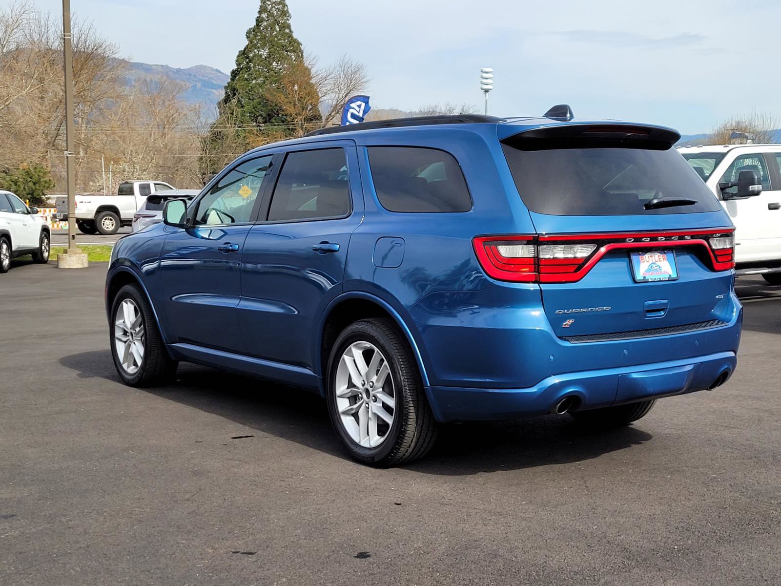 Used 2025 Dodge Durango GT image 7