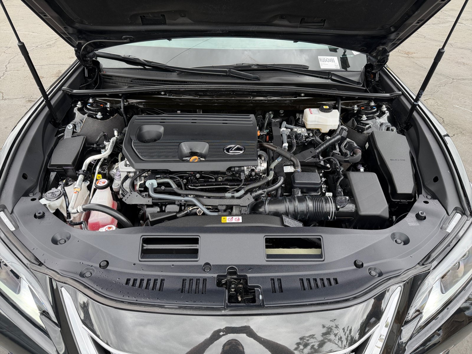 Used 2024 Lexus ES 300h w/ Premium Package FWD image 21