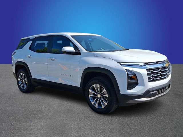 Used 2025 Chevrolet Equinox LT AWD/4WD image 3