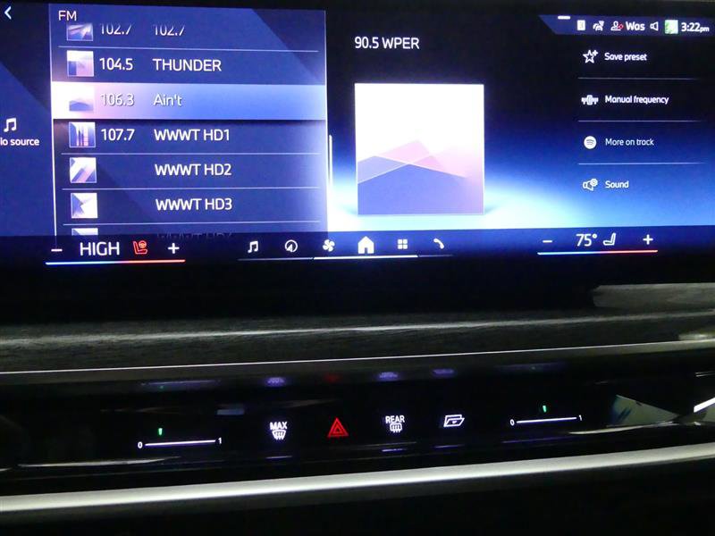 Used 2023 BMW i7 xDrive60 image 12