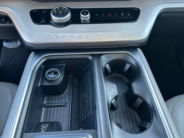 Certified 2025 Ford Expedition Max Active image 38