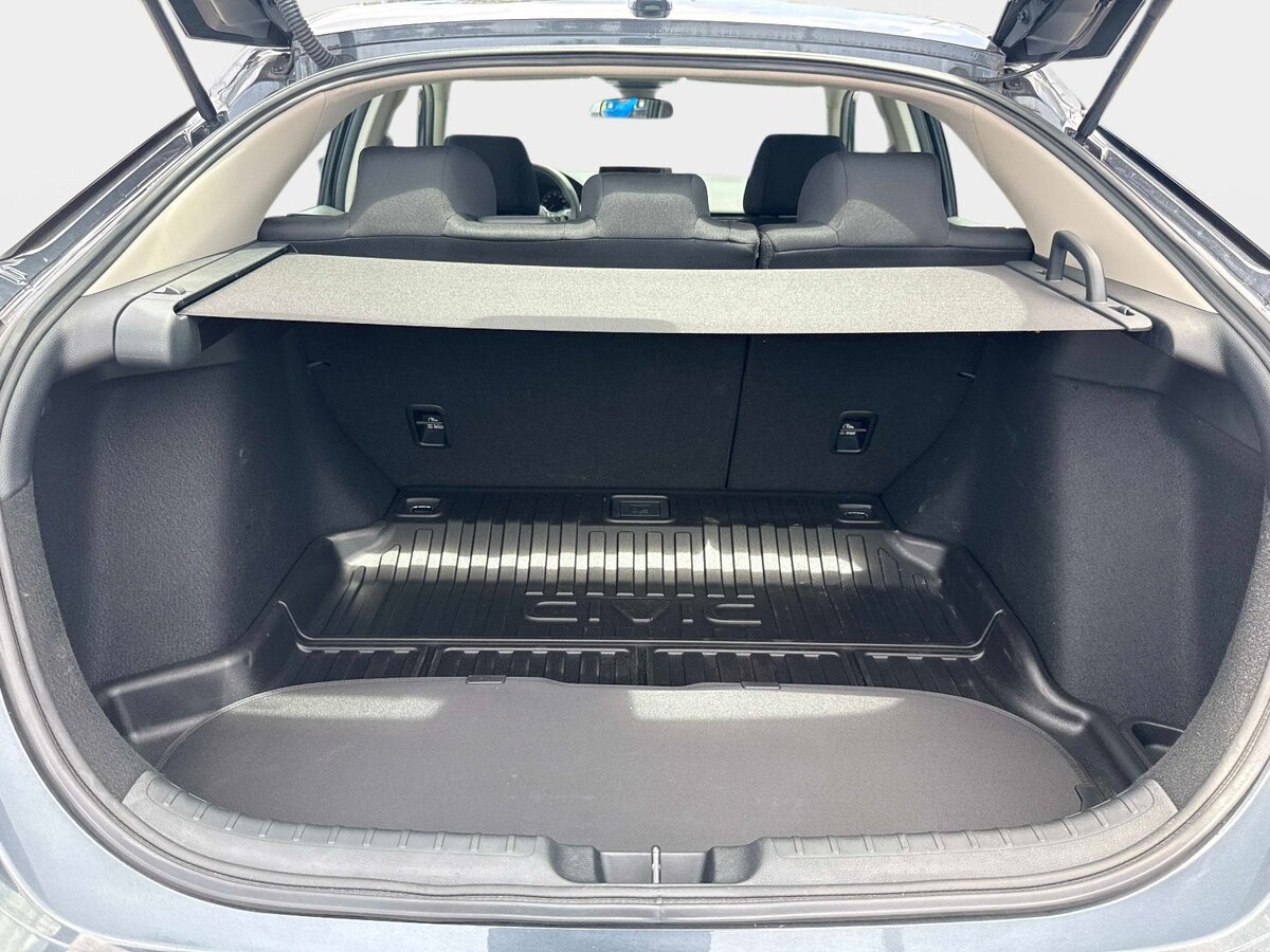 Used 2023 Honda Civic LX image 9