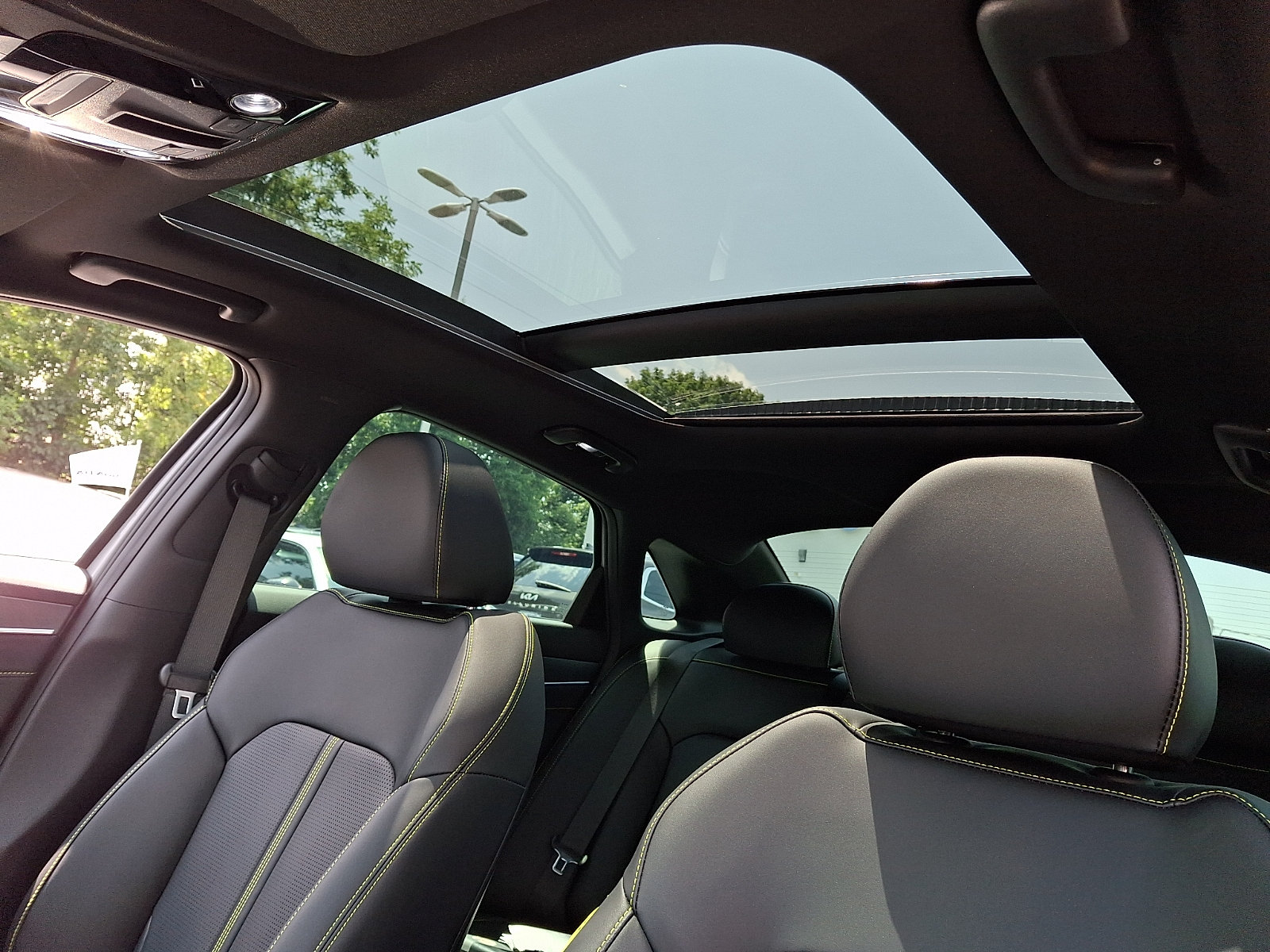 Certified 2025 Kia K5 GT FWD image 13