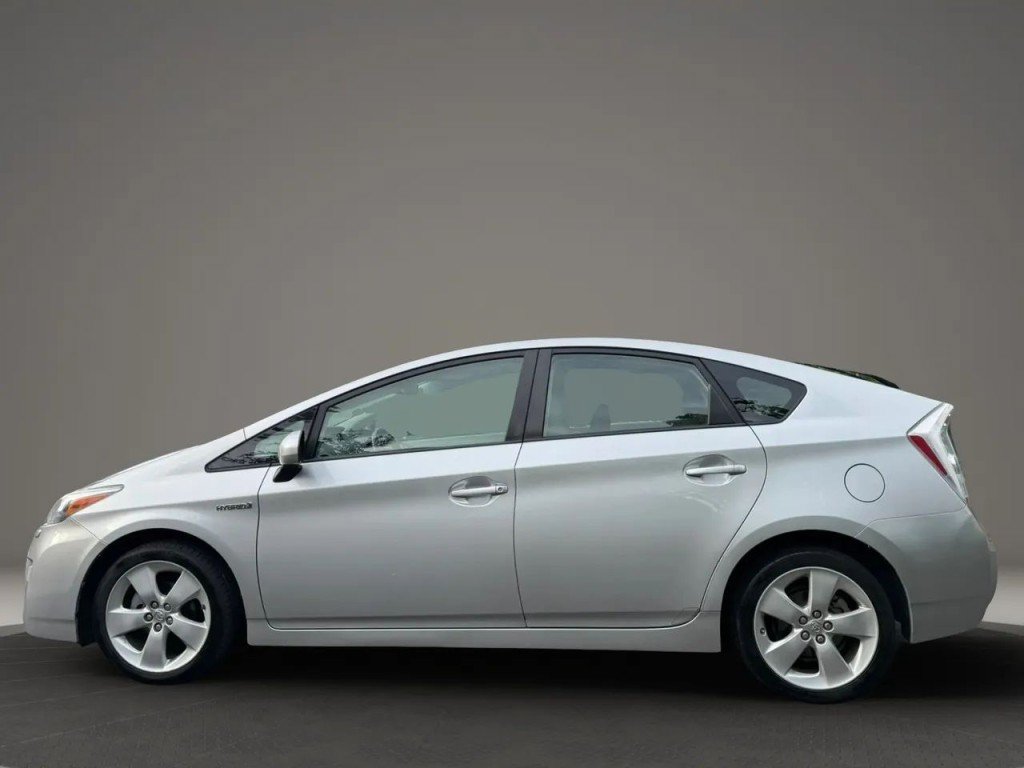 Used 2010 Toyota Prius Five FWD image 11