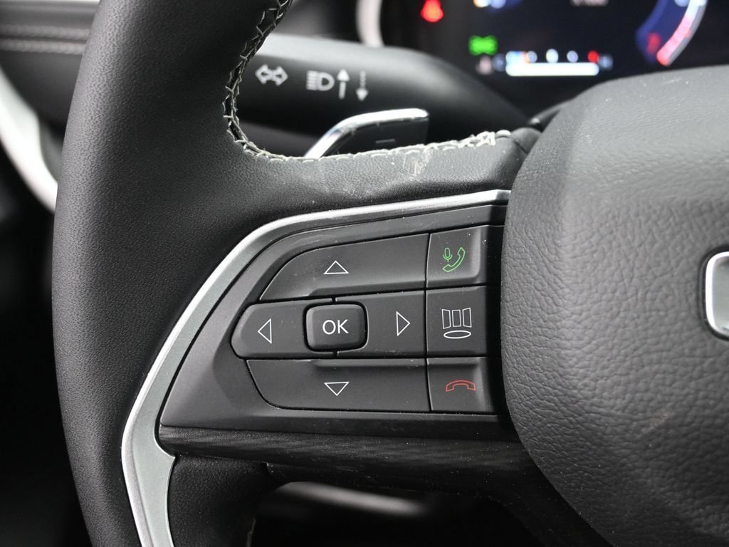 New 2026 Jeep Grand Cherokee Laredo X AWD/4WD image 15