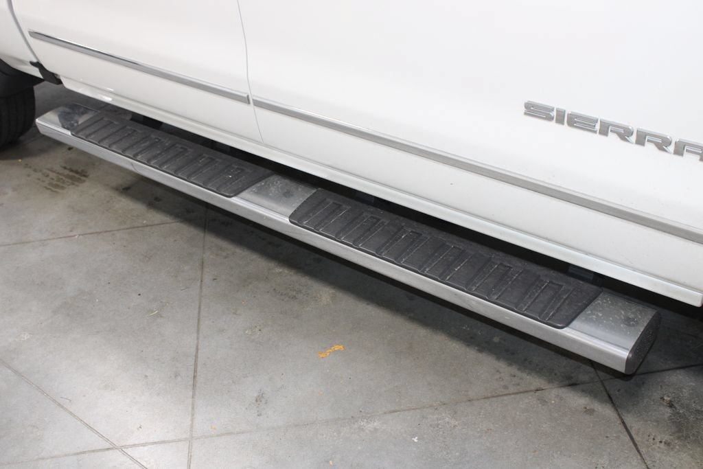 Used 2018 GMC Sierra 1500 SLT AWD/4WD image 13