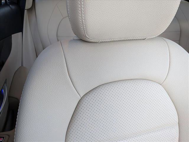 Used 2020 Mercedes-Benz GLC 300 image 20