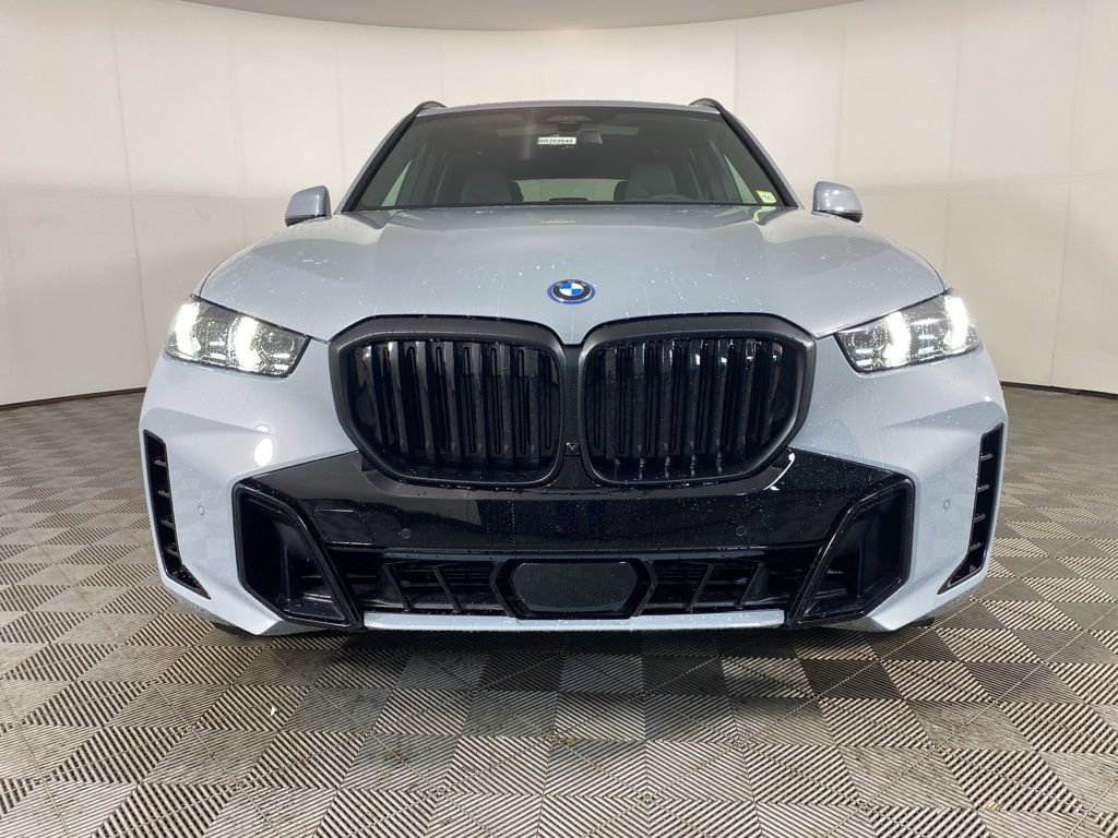 New 2026 BMW X5 xDrive50e w/ M Sport Package image 5