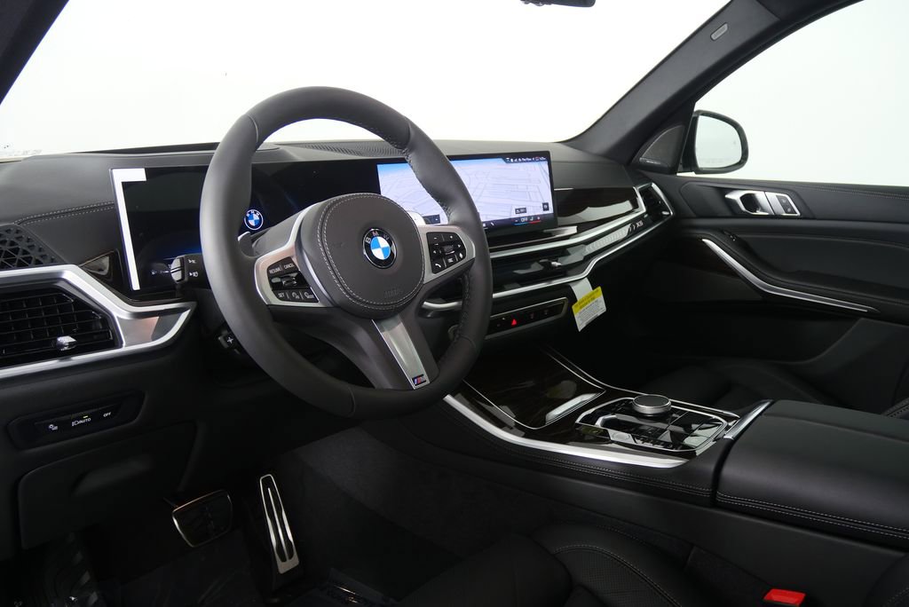 Used 2026 BMW X5 xDrive40i w/ M Sport Package image 27
