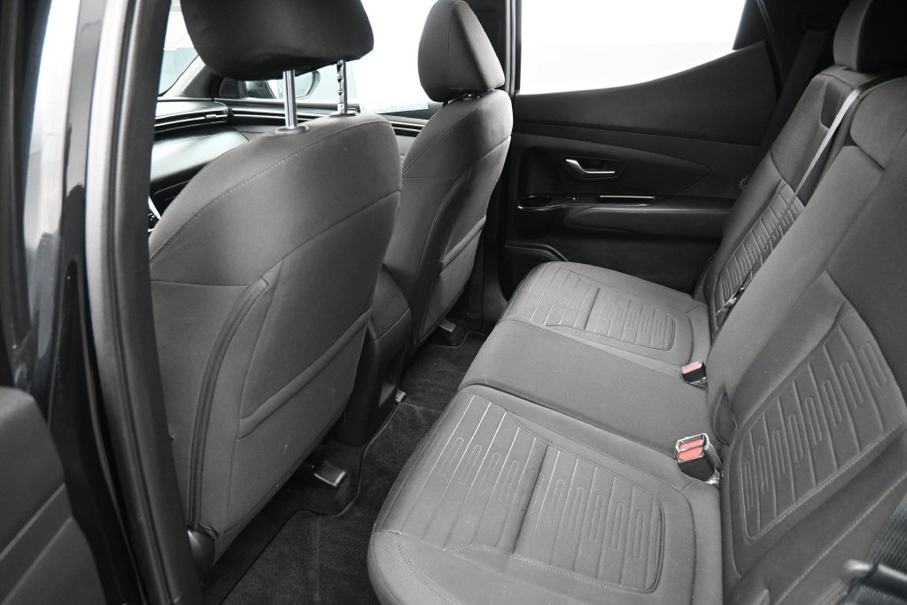 Used 2022 Hyundai Santa Cruz SEL Premium AWD/4WD image 11