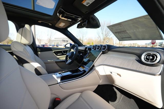 Used 2026 Mercedes-Benz GLC 300 4MATIC image 39