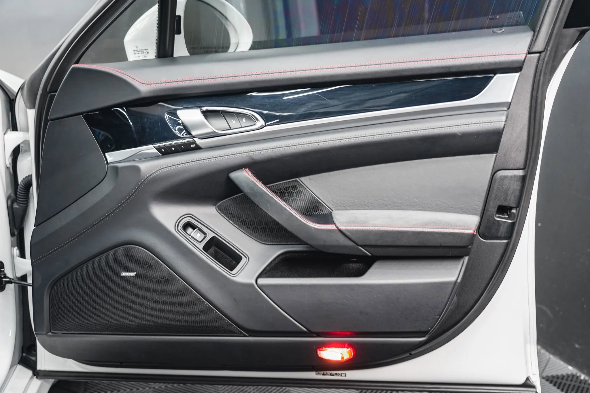 Used 2015 Porsche Panamera GTS w/ Premium Package Plus image 56