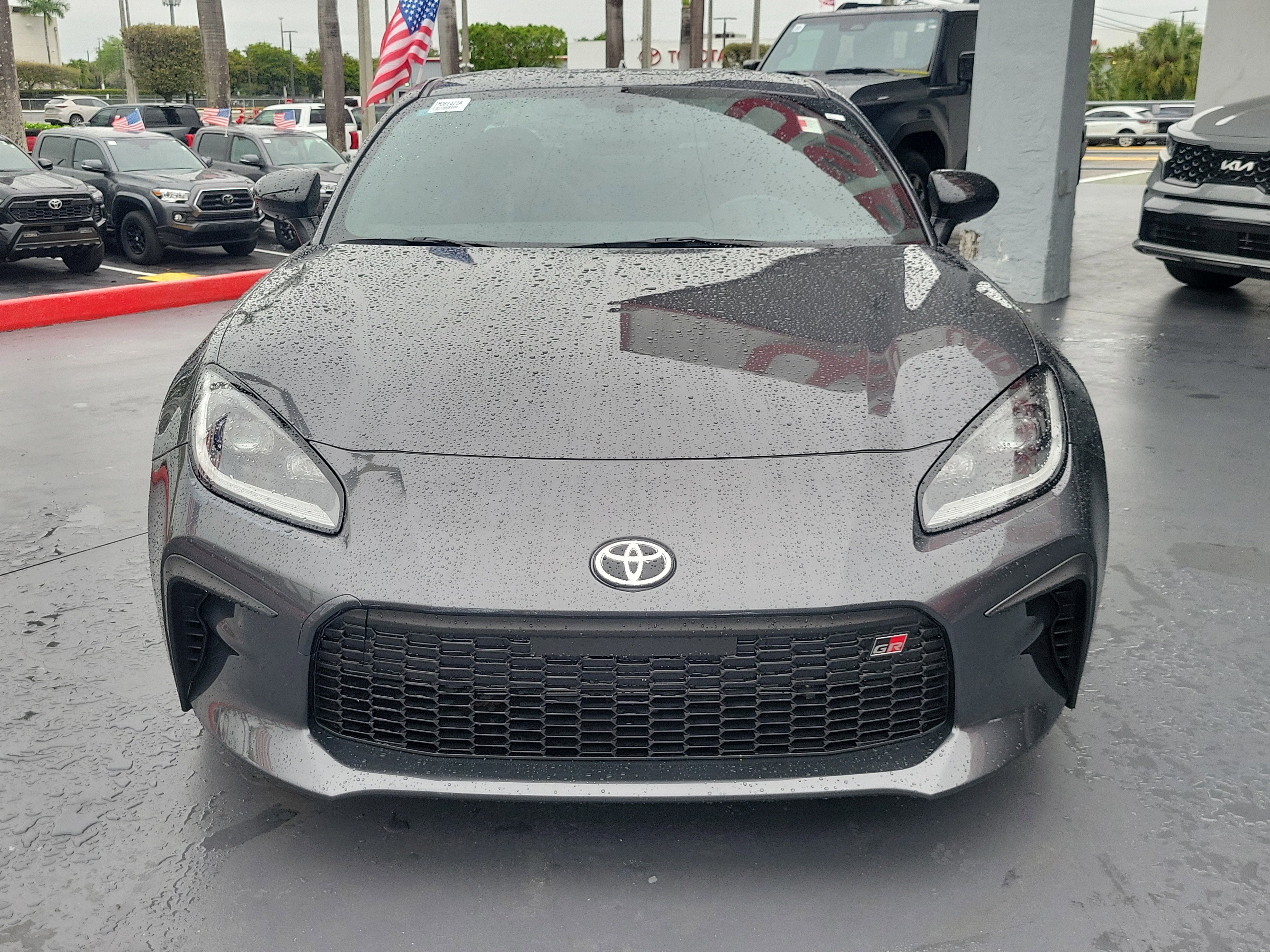 Used 2025 Toyota GR86 Premium w/ Performance Package image 4