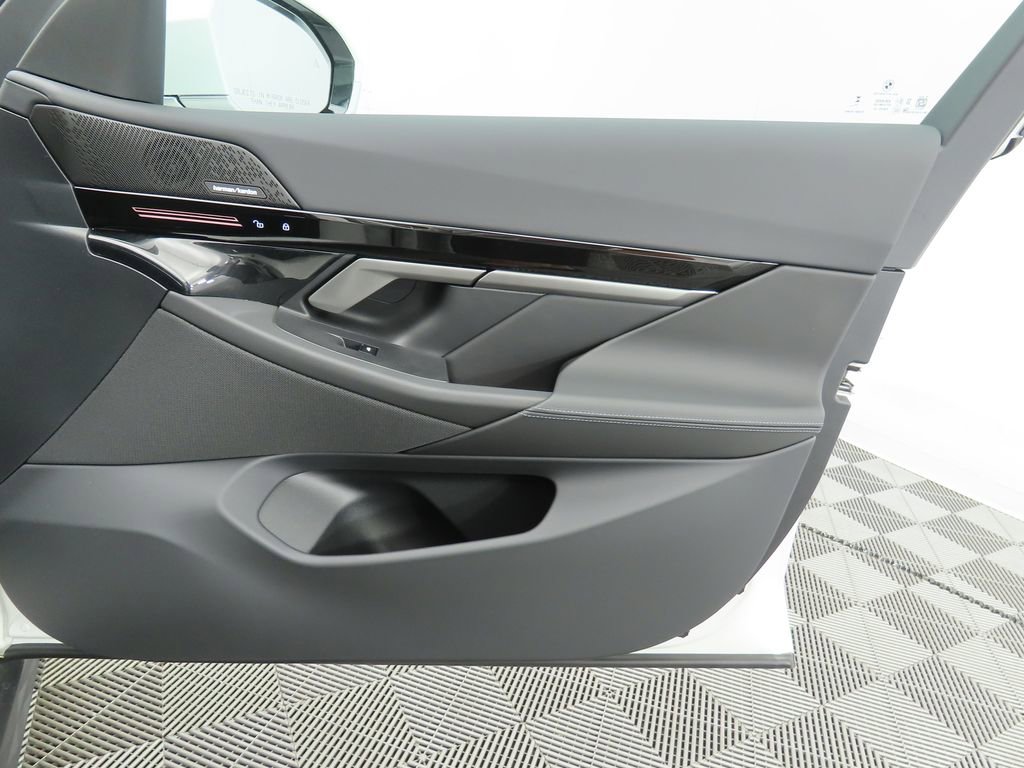 Certified 2025 BMW 530i 530i image 26