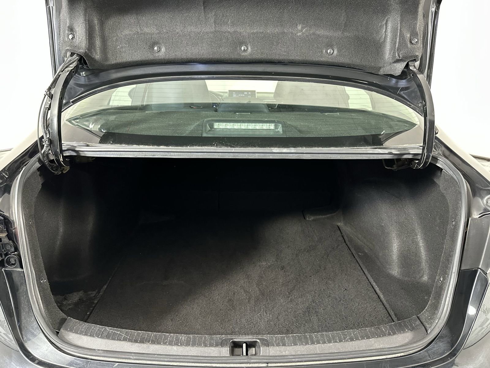 Used 2022 Toyota Corolla LE image 25