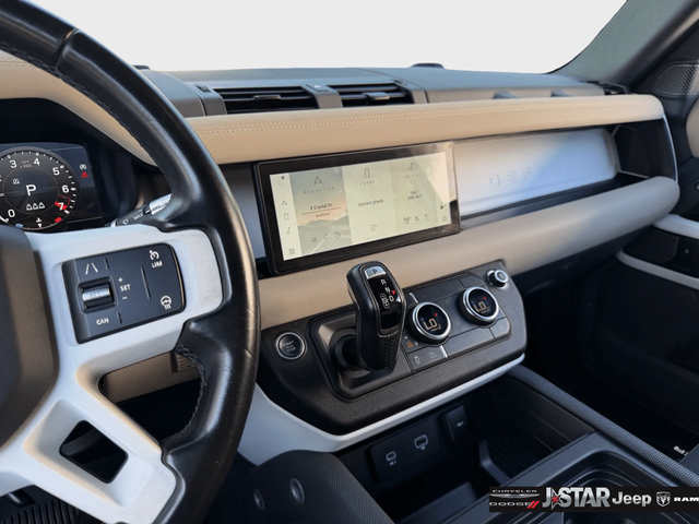 Used 2021 Land Rover Defender 90 X-Dynamic S AWD/4WD image 23