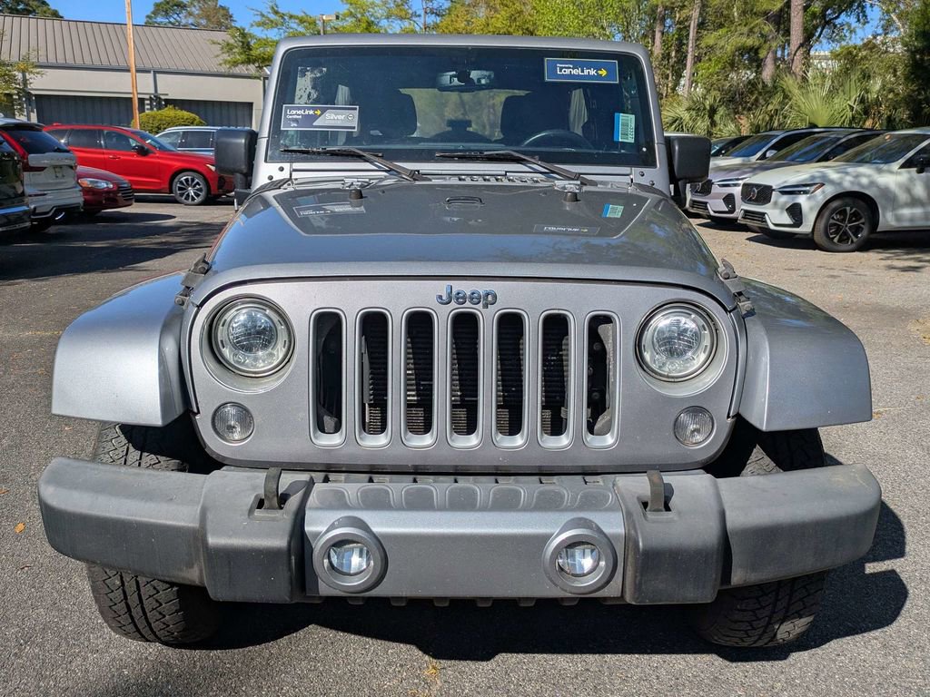 Used 2017 Jeep Wrangler Unlimited Sahara w/ Max Tow Package image 9