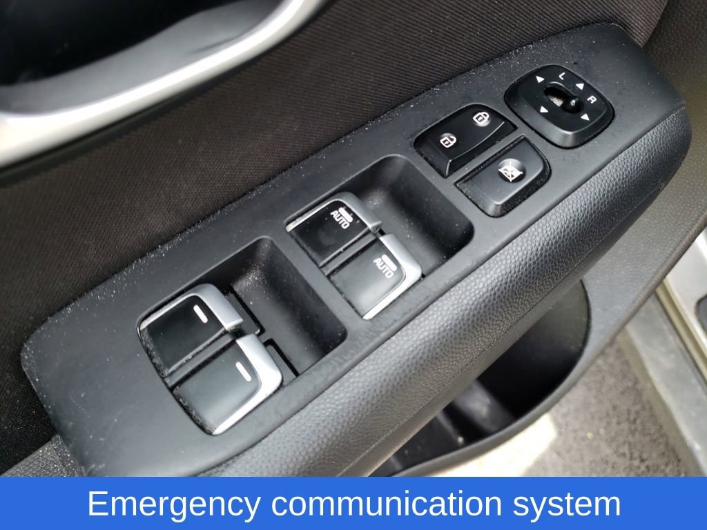 Used 2019 Kia Soul + image 17