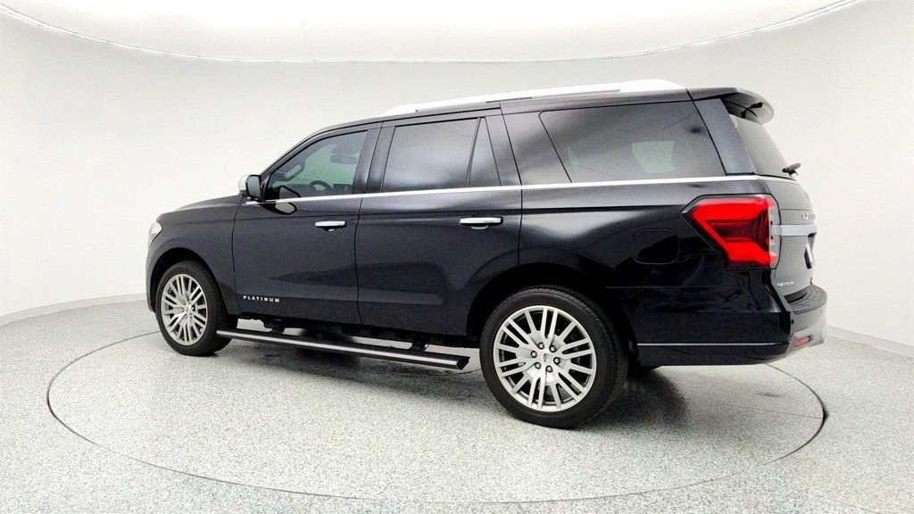 Used 2023 Ford Expedition Platinum image 7