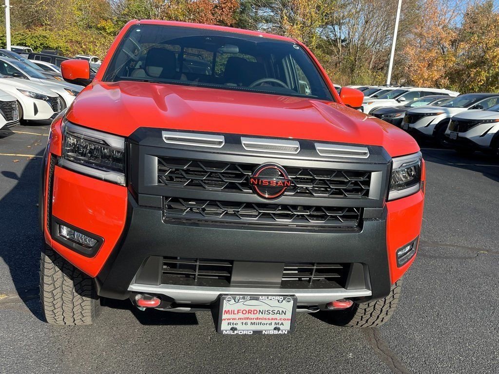 Certified 2025 Nissan Frontier PRO-4X image 8