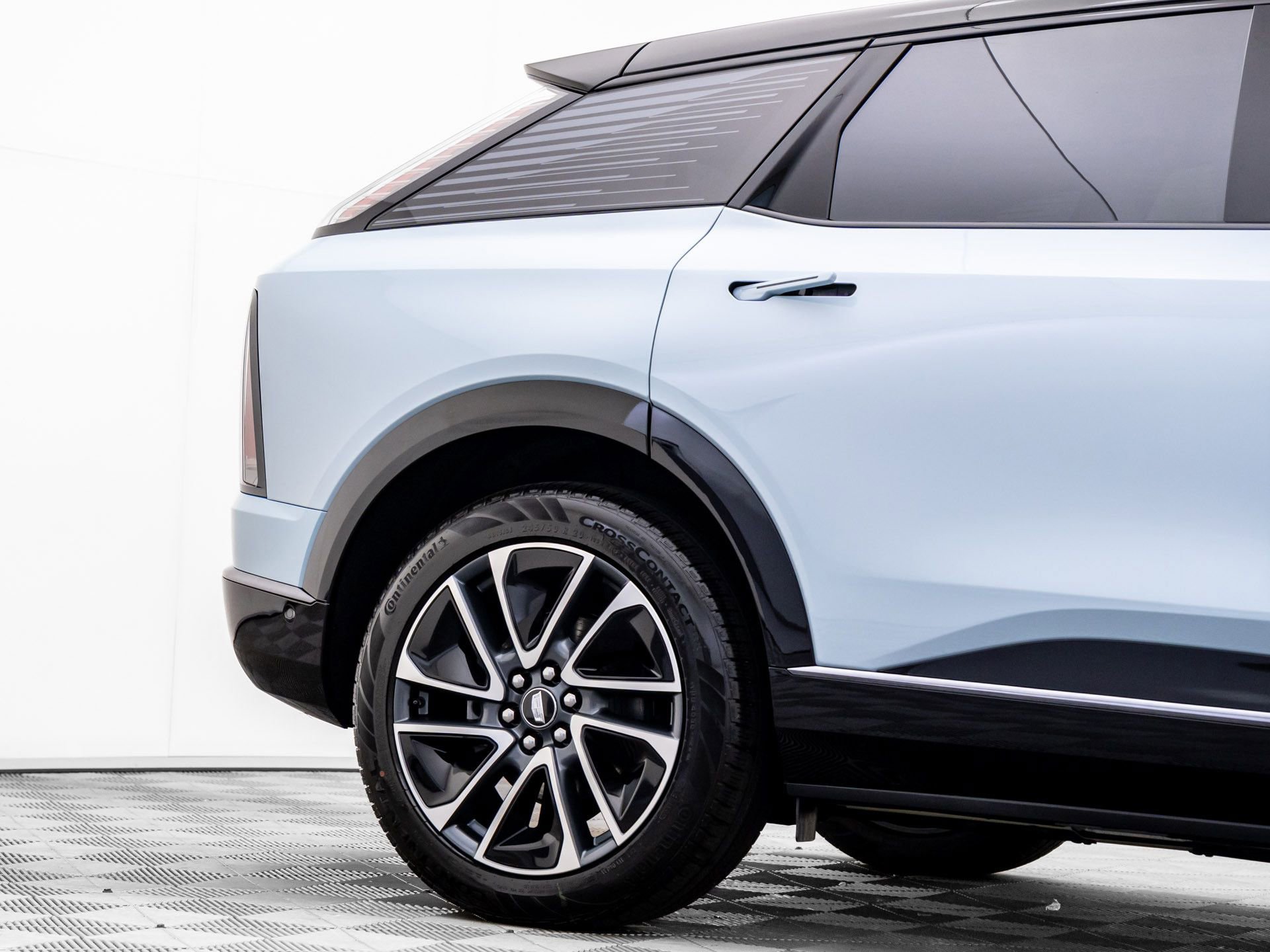 New 2026 Cadillac Optiq Sport 1 image 33