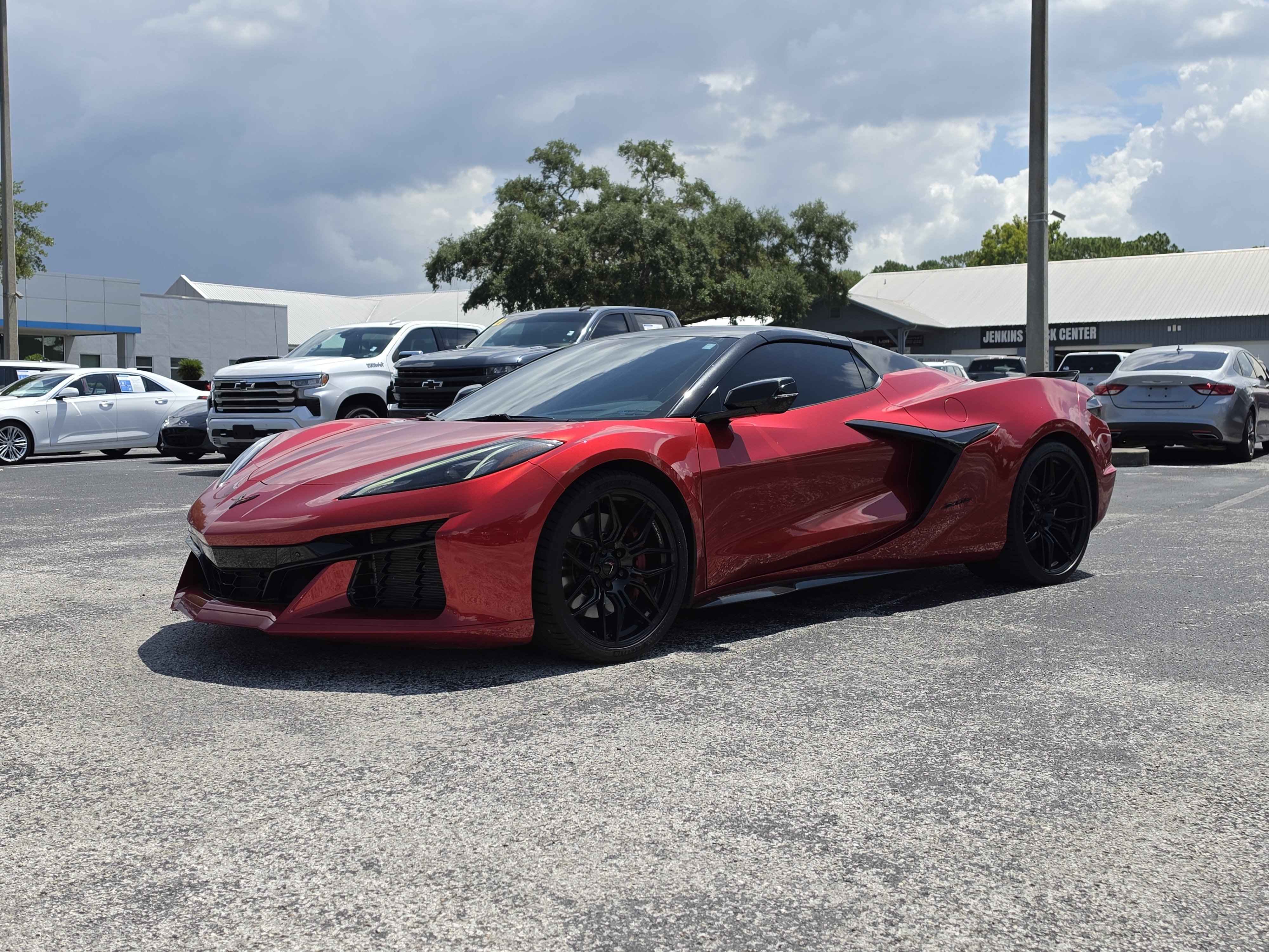 Used 2023 Chevrolet Corvette Z06 RWD image 10
