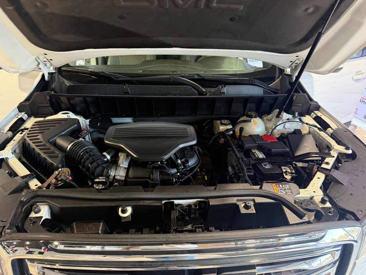 Used 2017 GMC Acadia SLT image 52