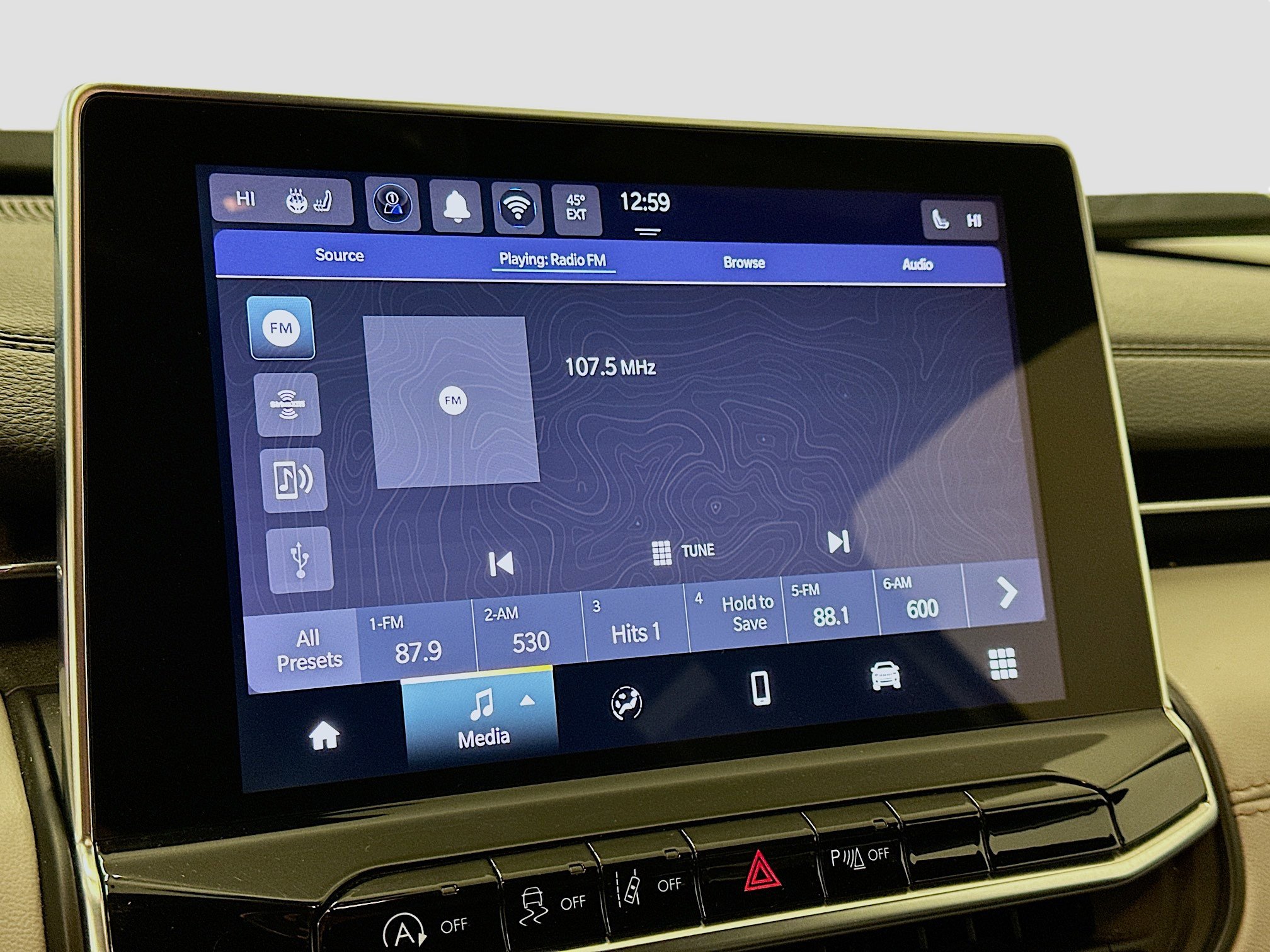 Used 2025 Jeep Compass Limited image 21