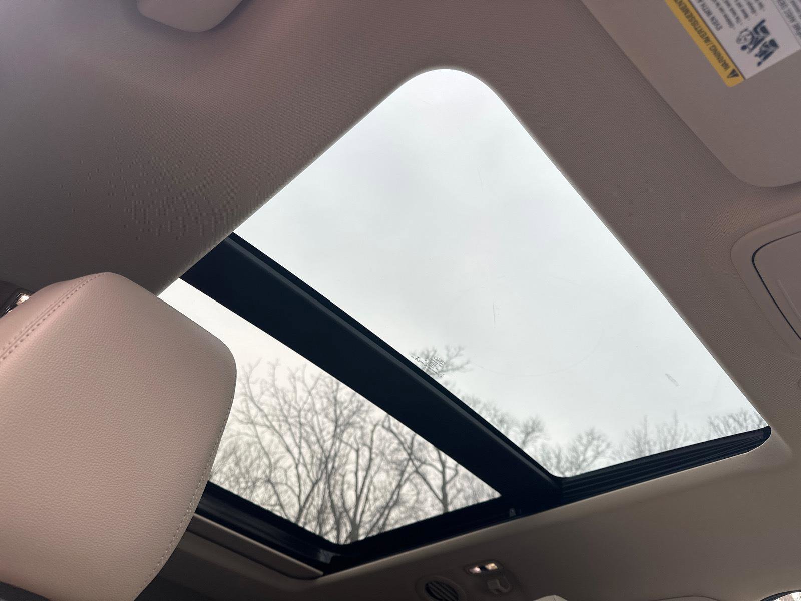 Used 2021 Ford Explorer Limited w/ Equipment Group 301A image 13