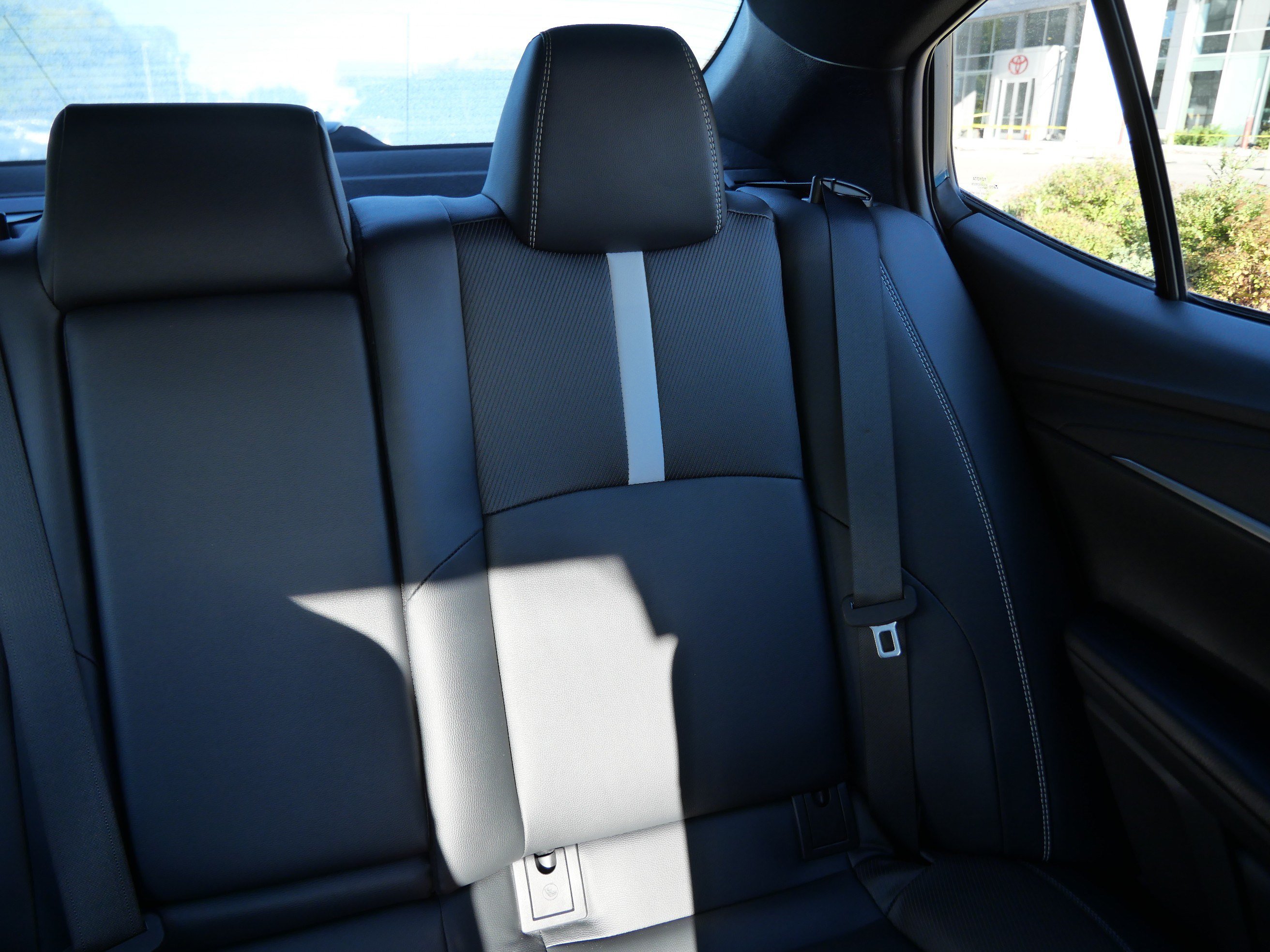 Used 2026 Toyota Camry SE FWD image 15