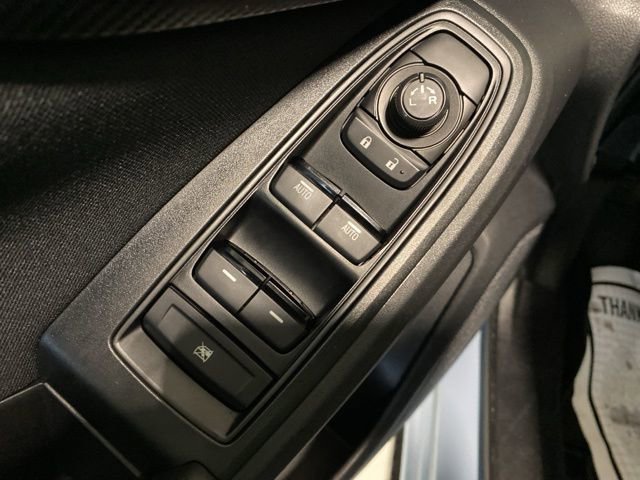 Used 2023 Subaru Crosstrek 2.0i image 10