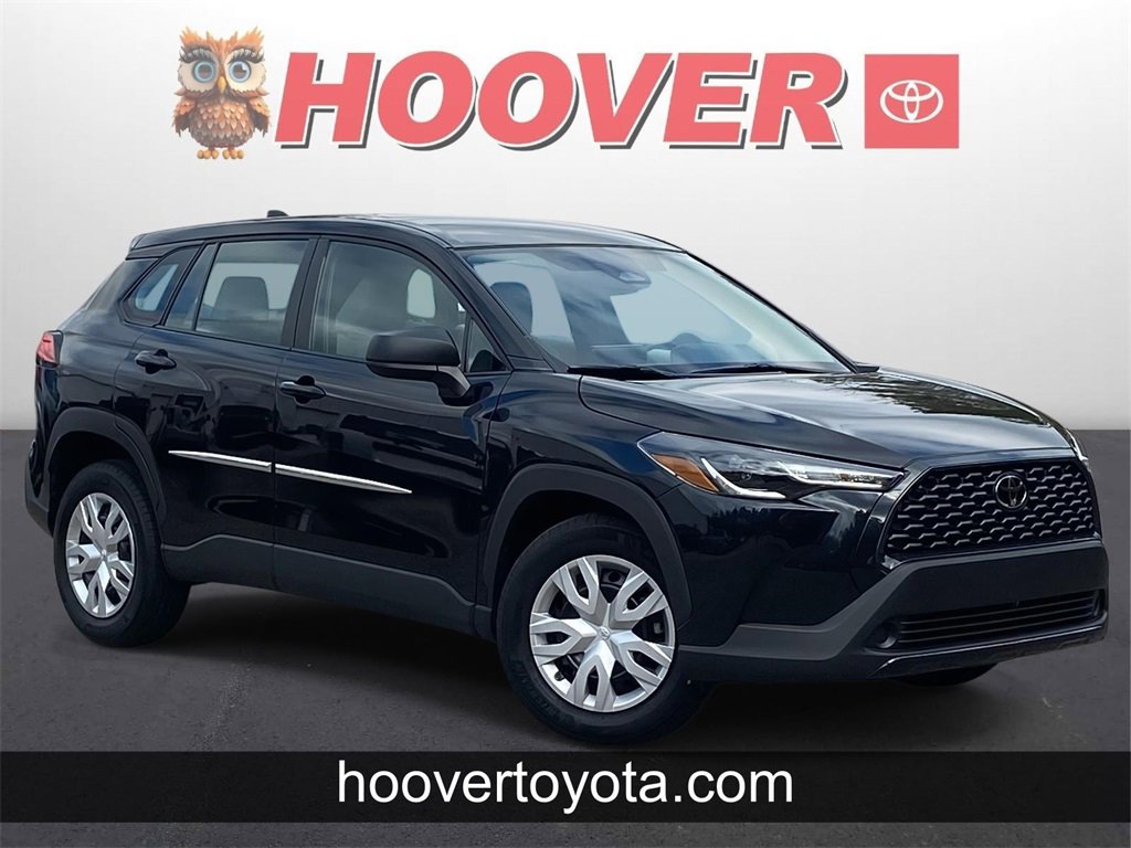 Used 2025 Toyota Corolla Cross L image 1