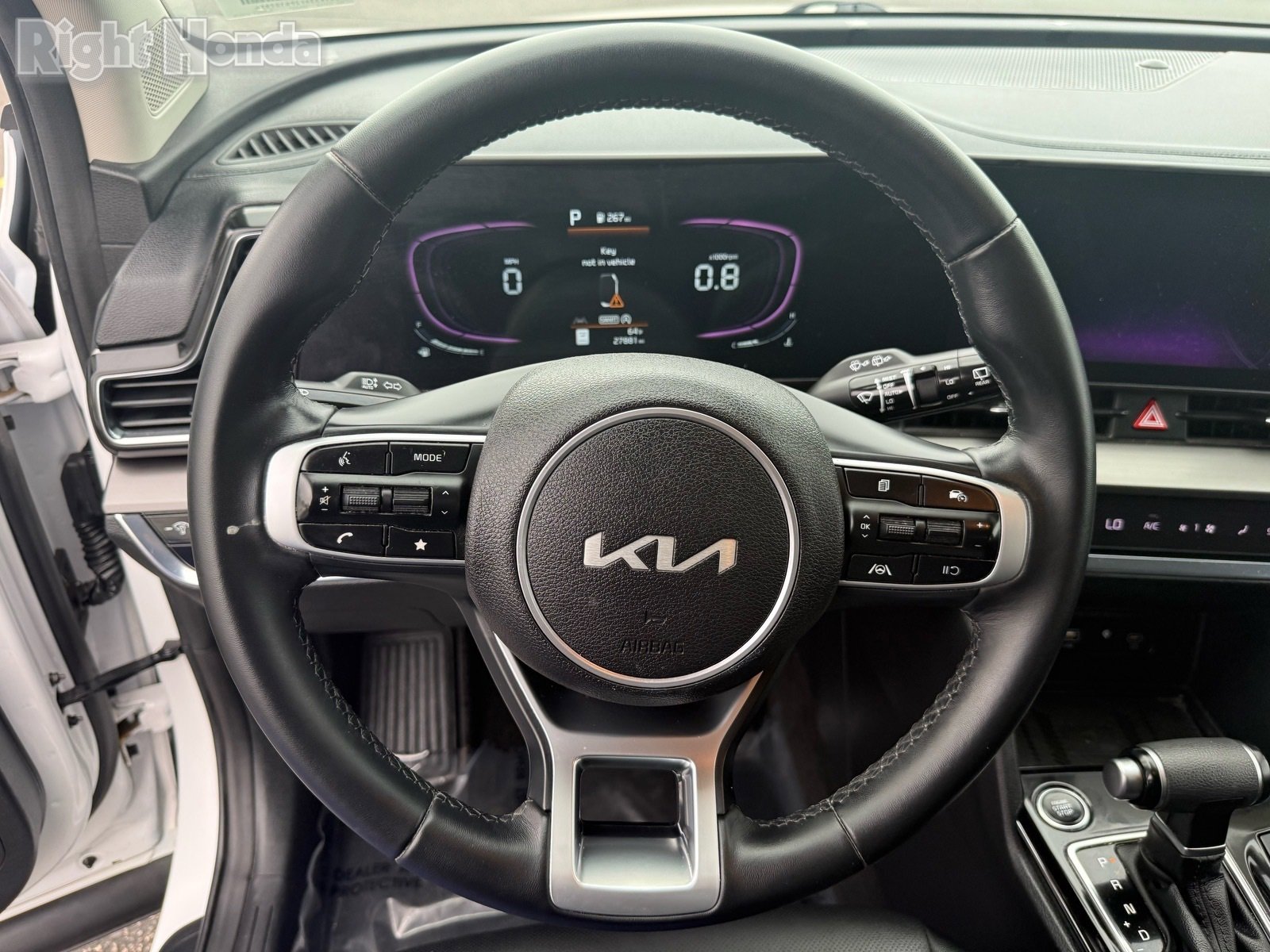 Used 2023 Kia Sportage EX image 15