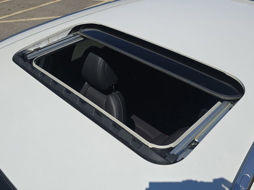 Used 2023 MAZDA CX-30 AWD 2.5 S w/ Premium Package image 3