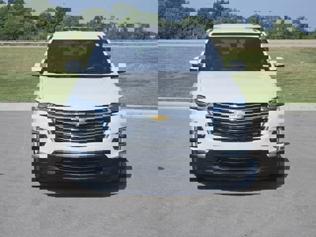 Used 2023 Chevrolet Traverse LT image 35