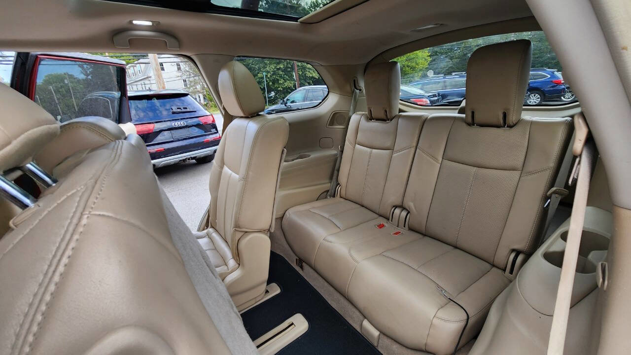Used 2013 Nissan Pathfinder Platinum w/ Platinum Premium Pkg image 36