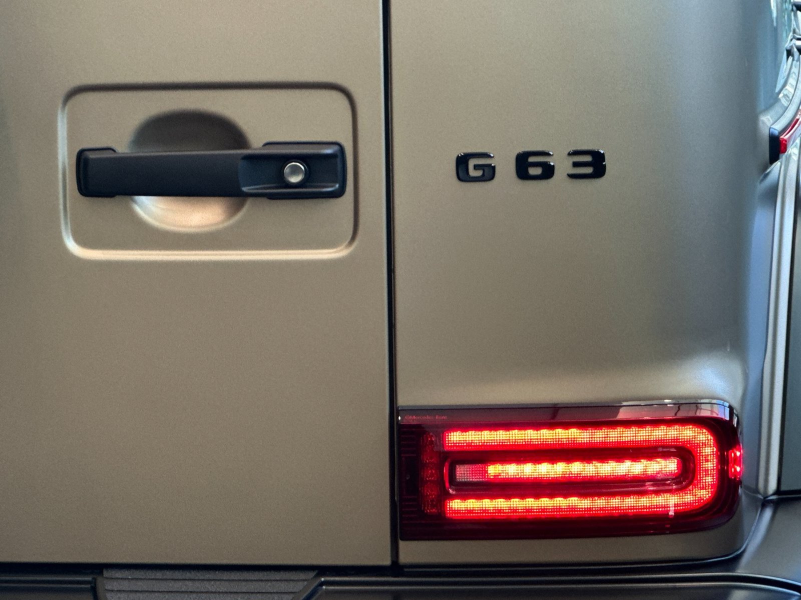 New 2027 Mercedes-Benz G 63 AMG 4MATIC image 32