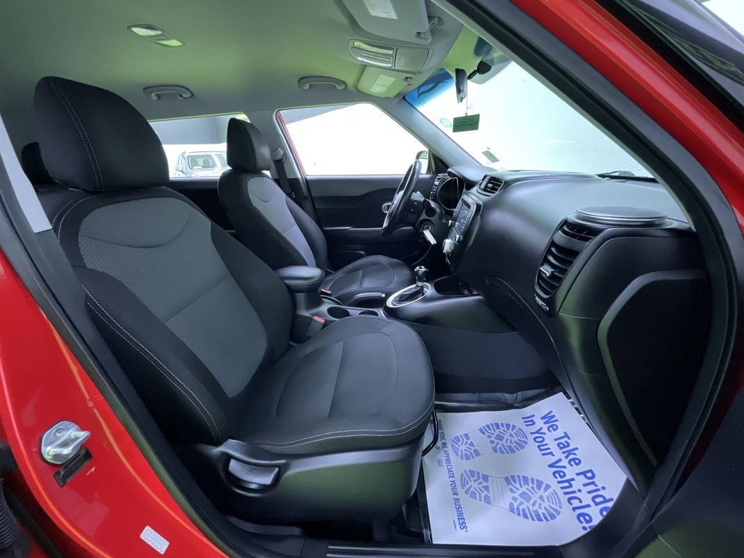 Used 2019 Kia Soul + FWD image 26