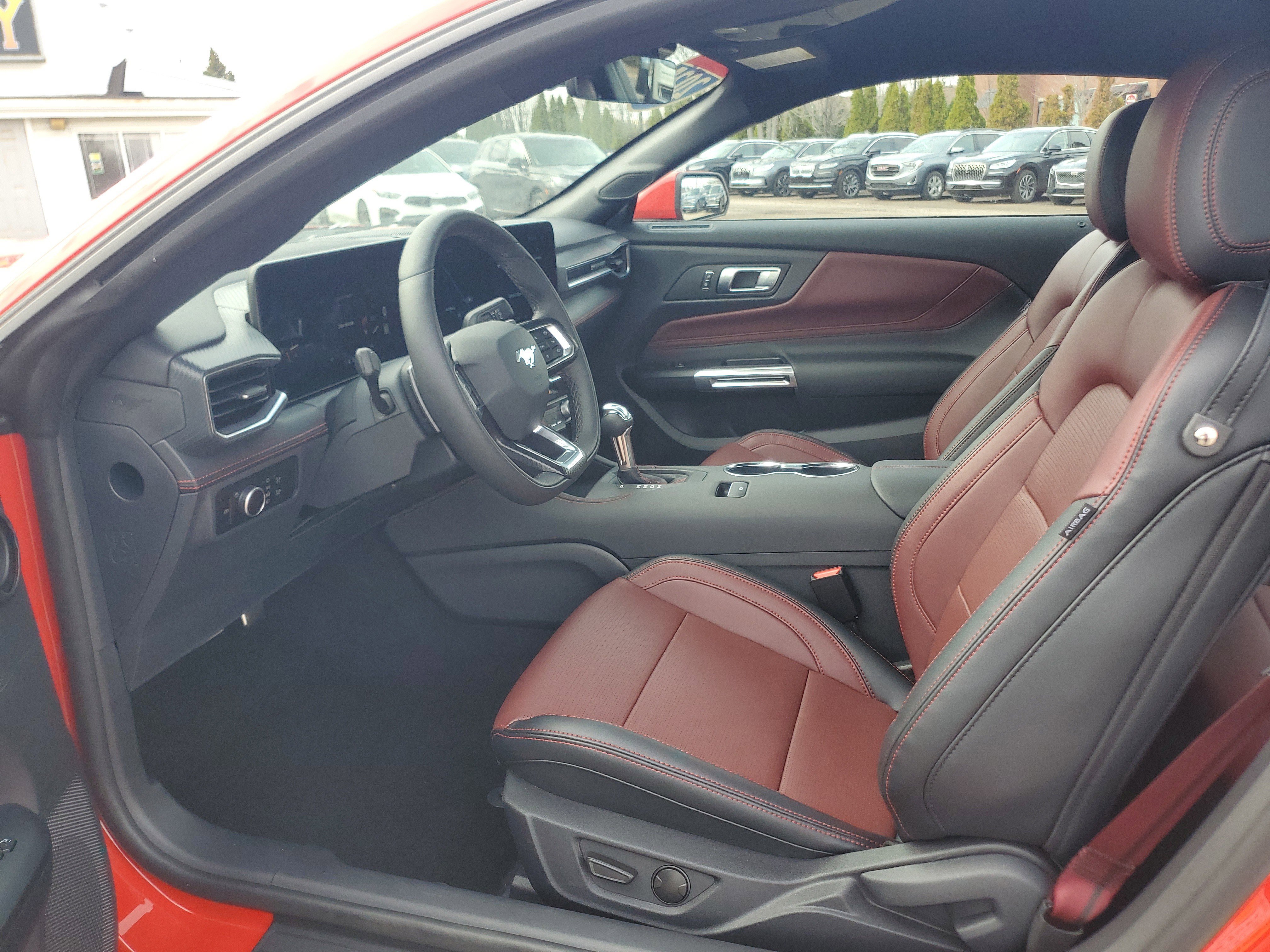Used 2025 Ford Mustang GT Premium image 12