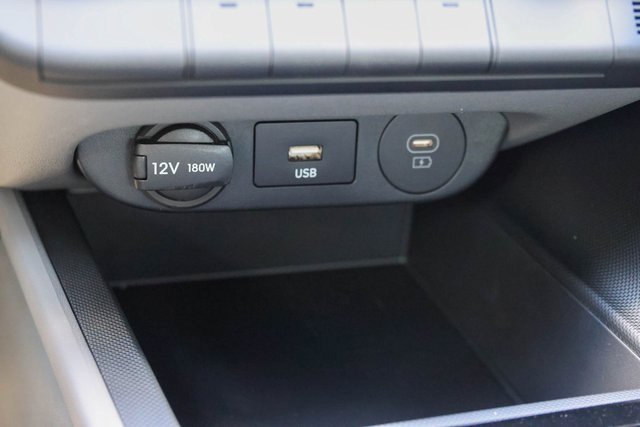 New 2025 Hyundai Elantra Blue image 16