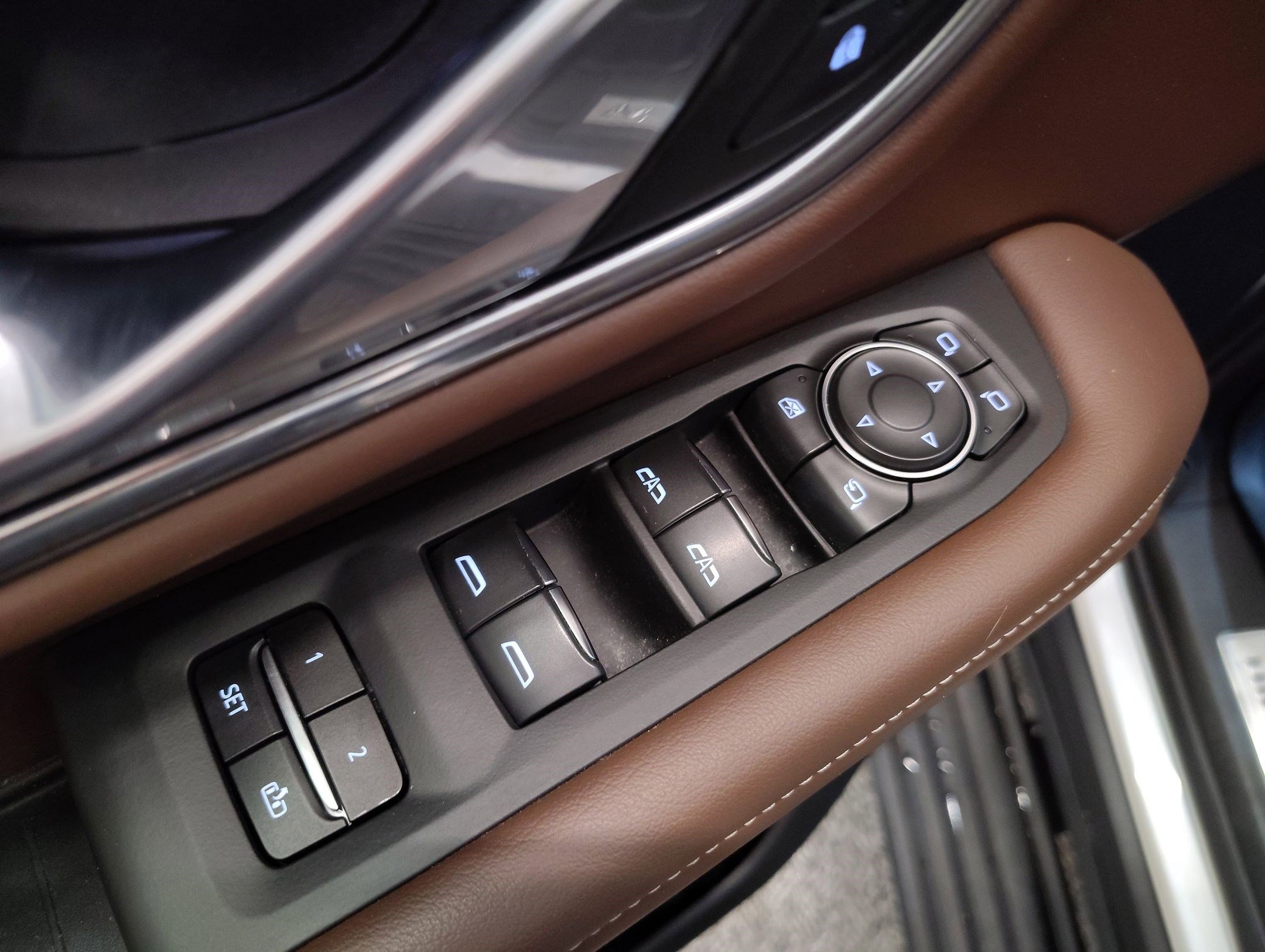 Used 2023 Chevrolet Tahoe High Country image 13