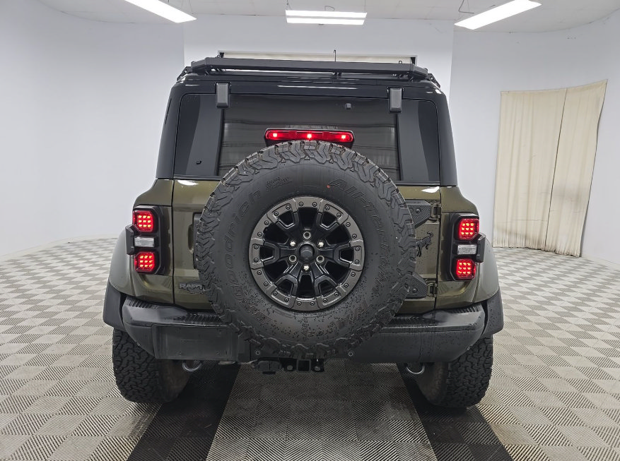 Used 2025 Ford Bronco Raptor AWD/4WD image 12