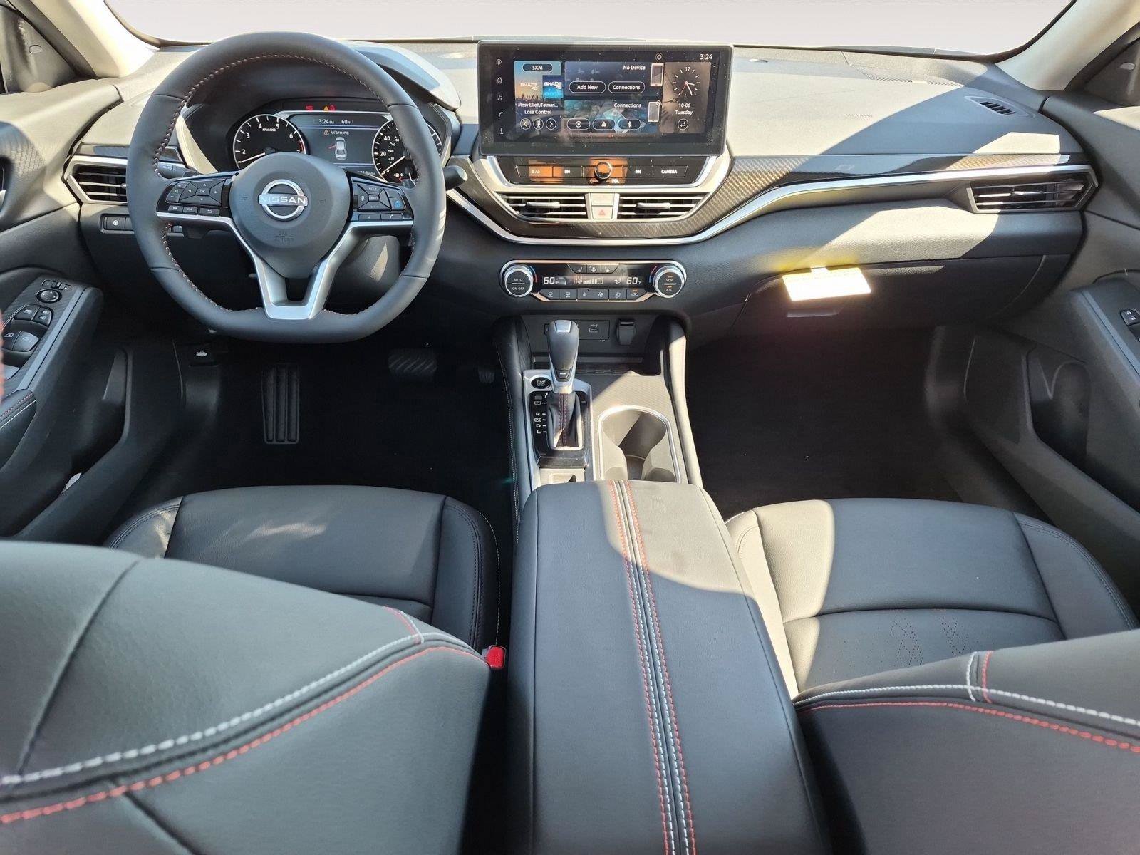 New 2026 Nissan Altima 2.5 SR w/ SR Premium Package FWD image 13