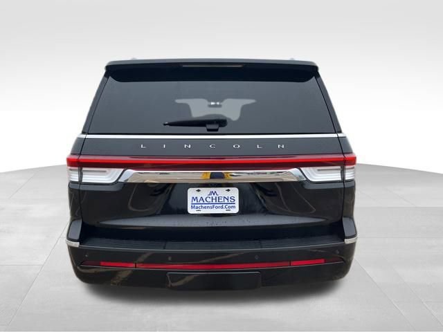 Used 2023 Lincoln Navigator L Reserve image 6